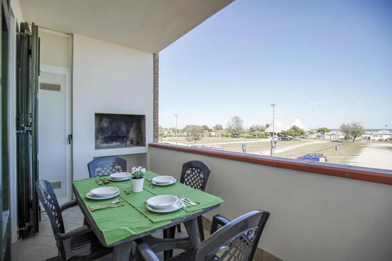 Smith 2C Apartment Llido Degli Estensi Italy